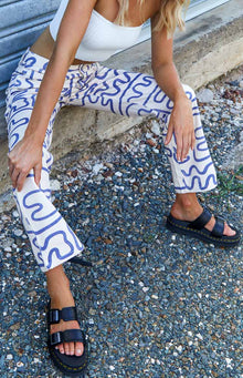 Lester Printed Pants | Cream