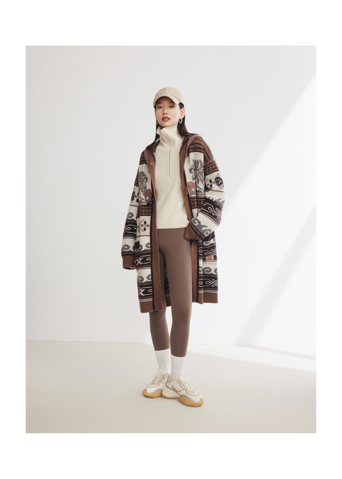Long Hooded Sweater | Brown