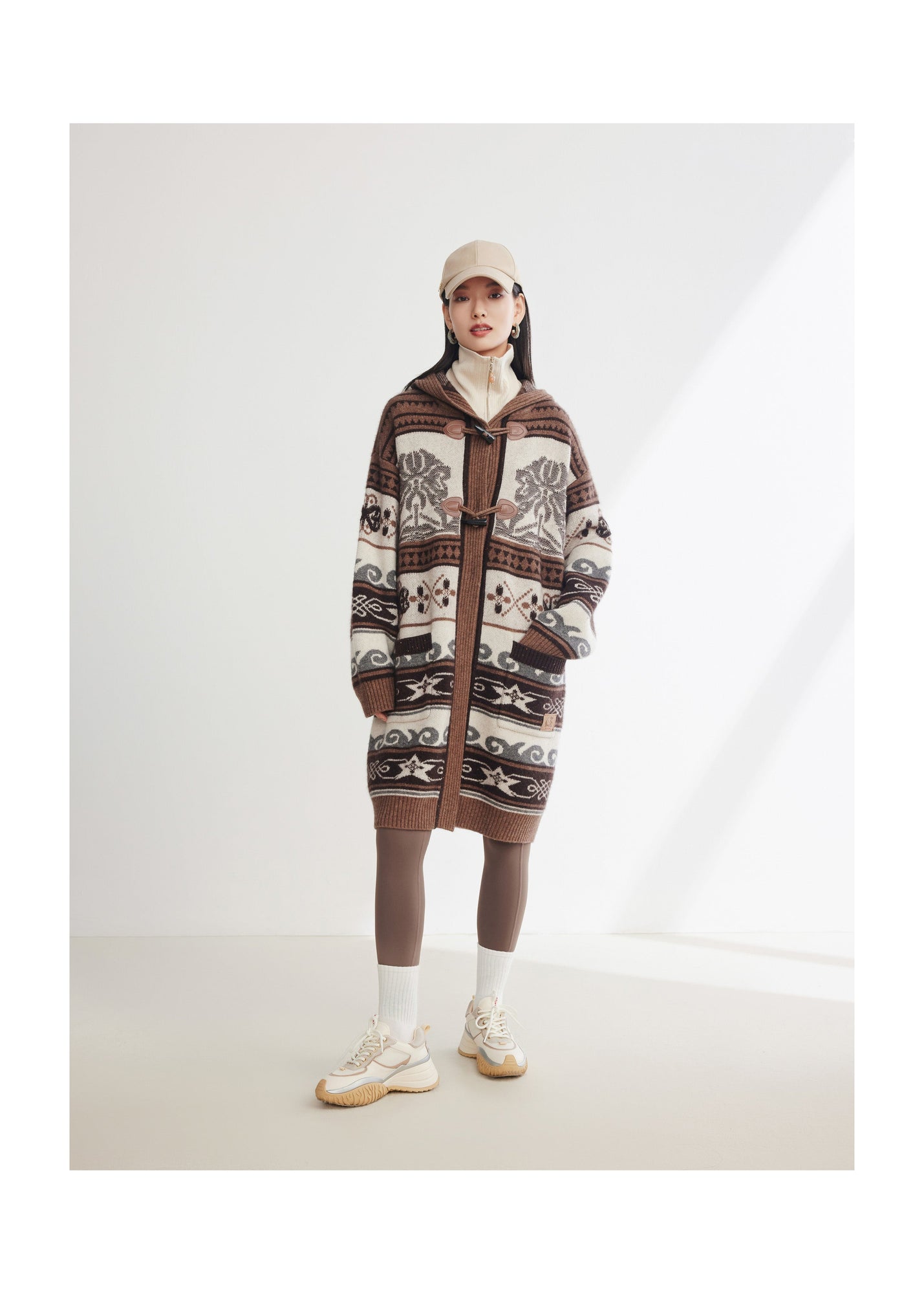 Long Hooded Sweater | Brown