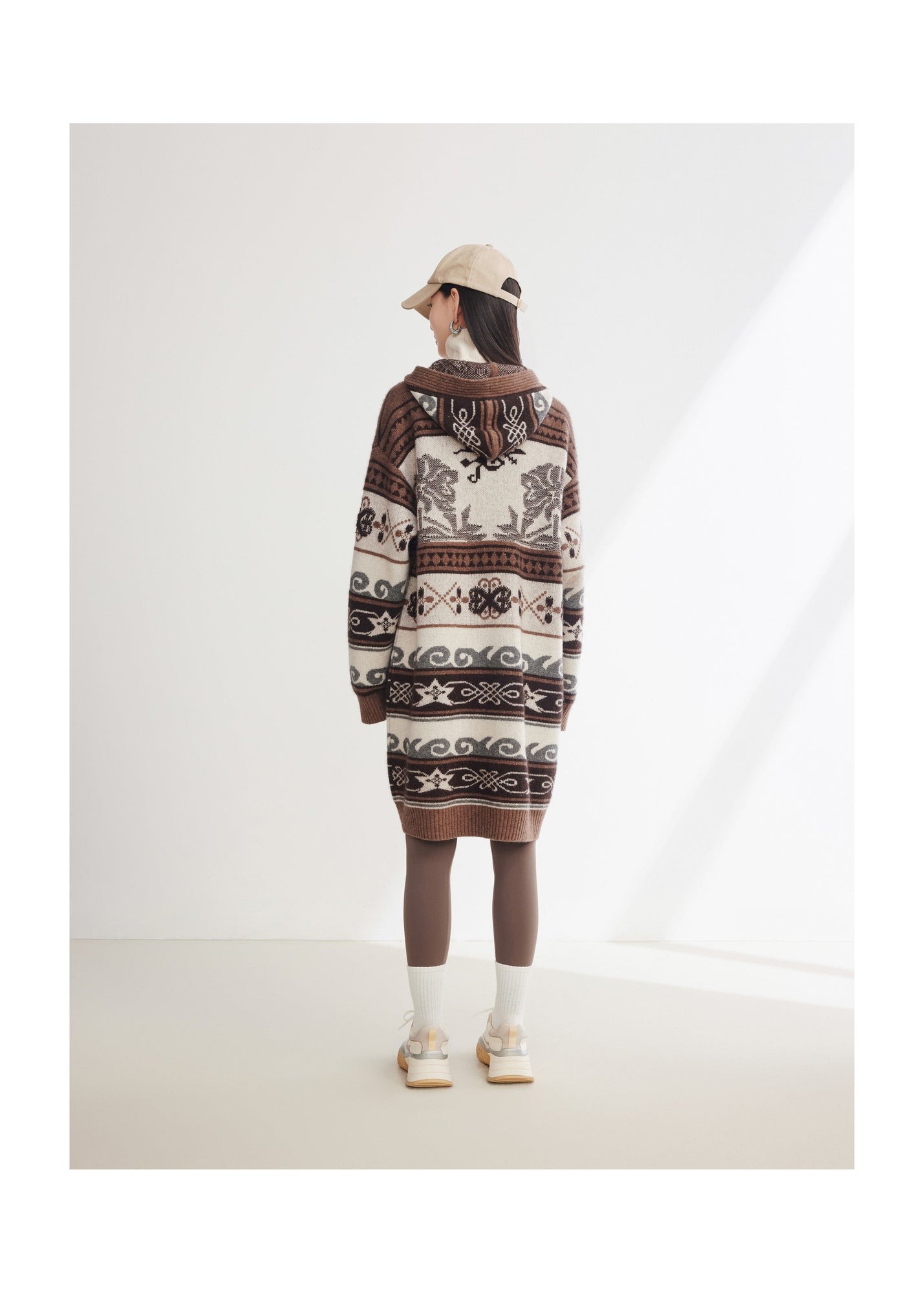 Long Hooded Sweater | Brown
