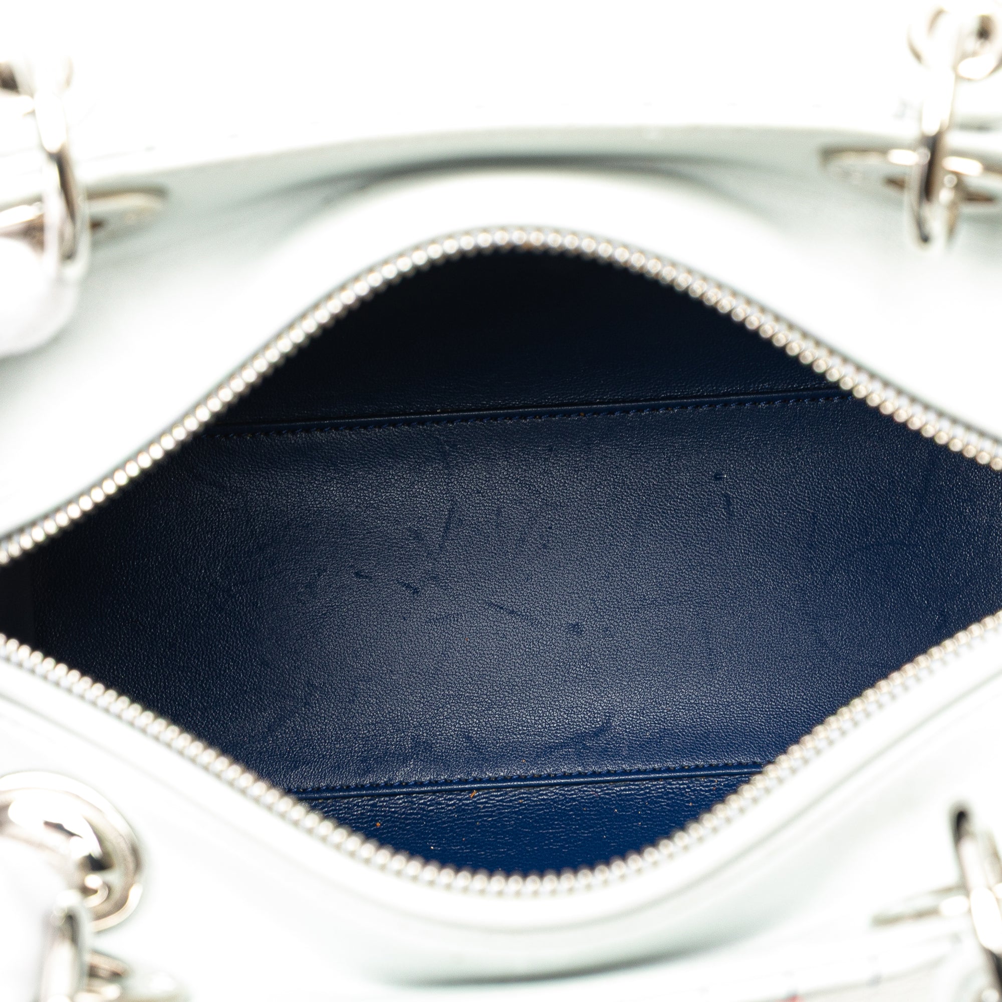 Dior | Pre-Owned Medium Calfskin Embroidered Flower Lady | White