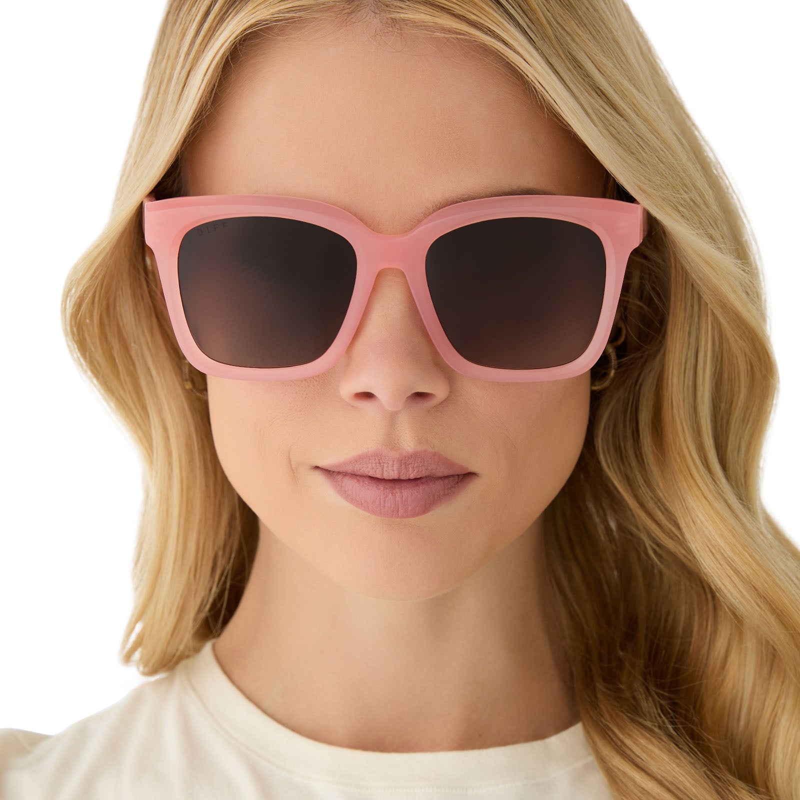 Womens | Meredith Sunglasses | Peach | Brown Gradient Polarized Lenses