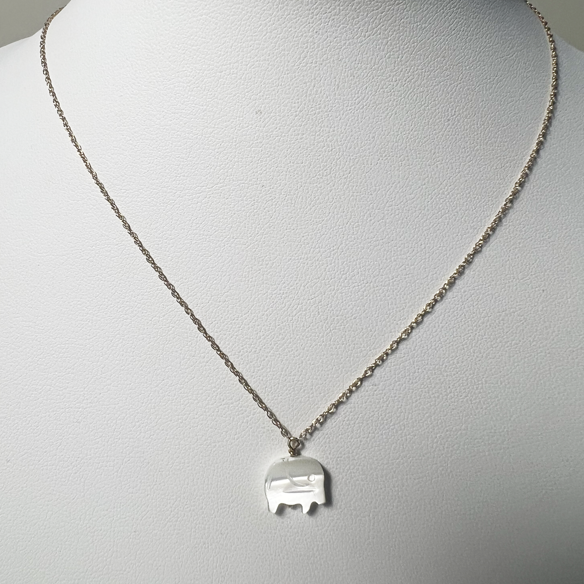 Necklace | 10K Yellow Gold | White Mother Of Pearl