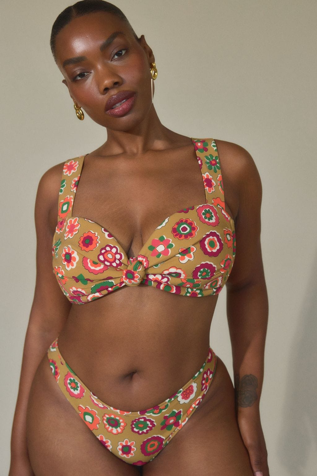 collection_curve-1 collection_curve-bottoms