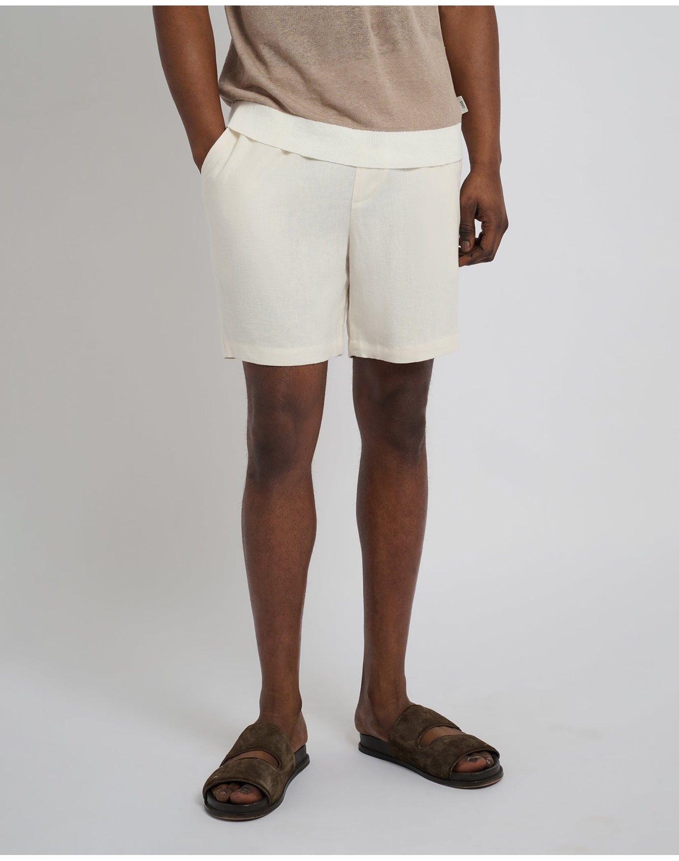 Men | Classic Pull On Linen Short 6" | Oat