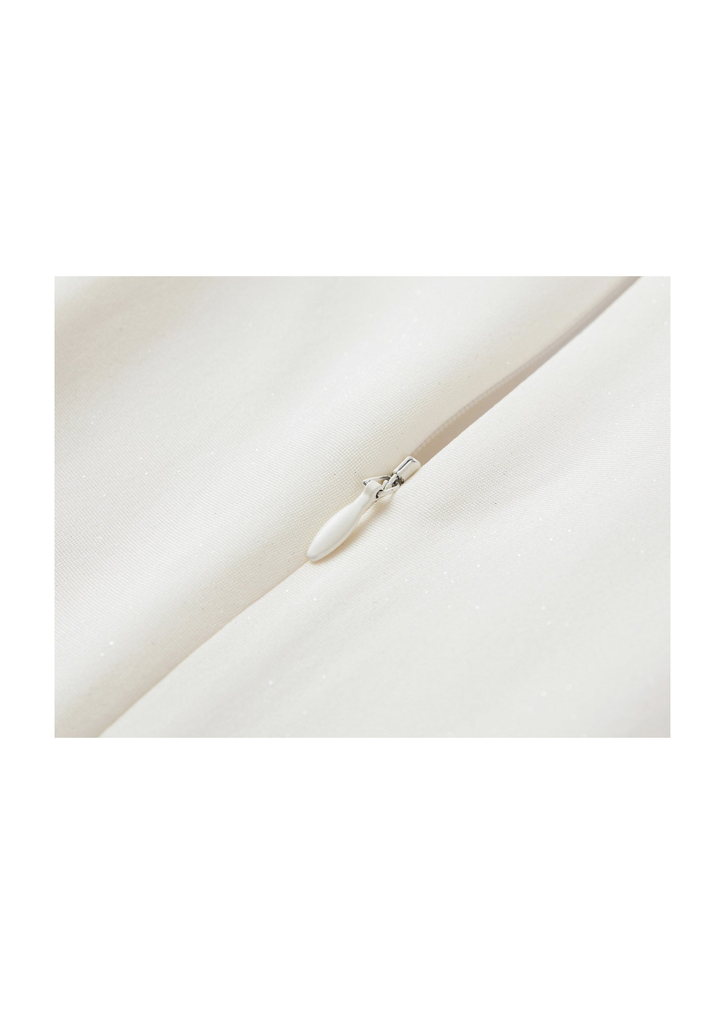 Mulberry Silk Elegant Waist-Defining Dress | White