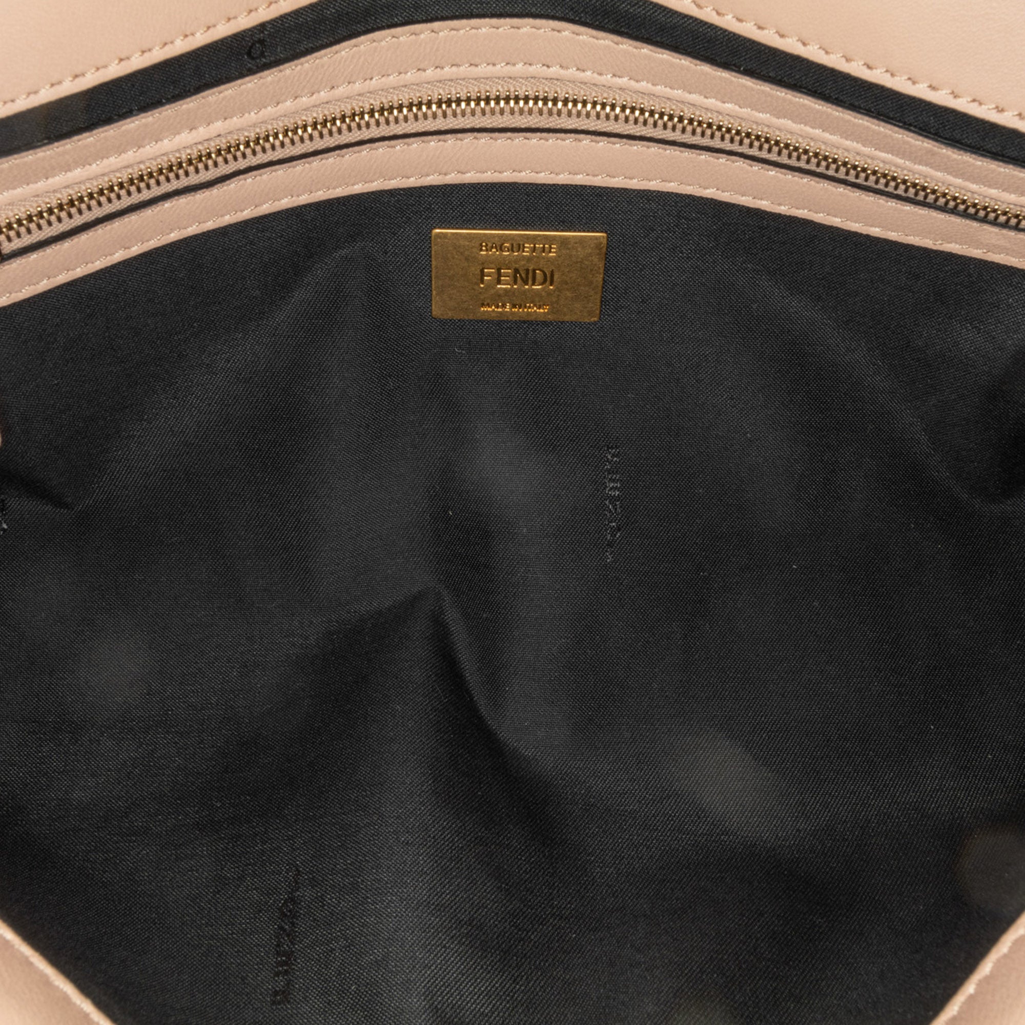 Fendi | Pre-Owned Bicolor Leather Chain Midi Baguette | Pink