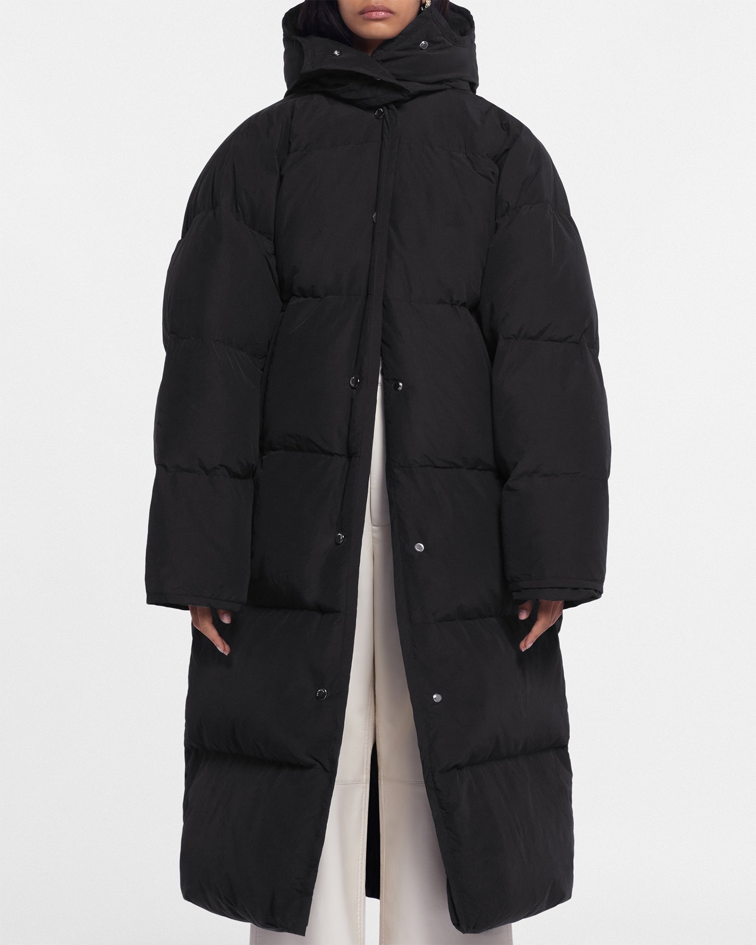 Riva Tech Poplin Puffer Coat | Off Black