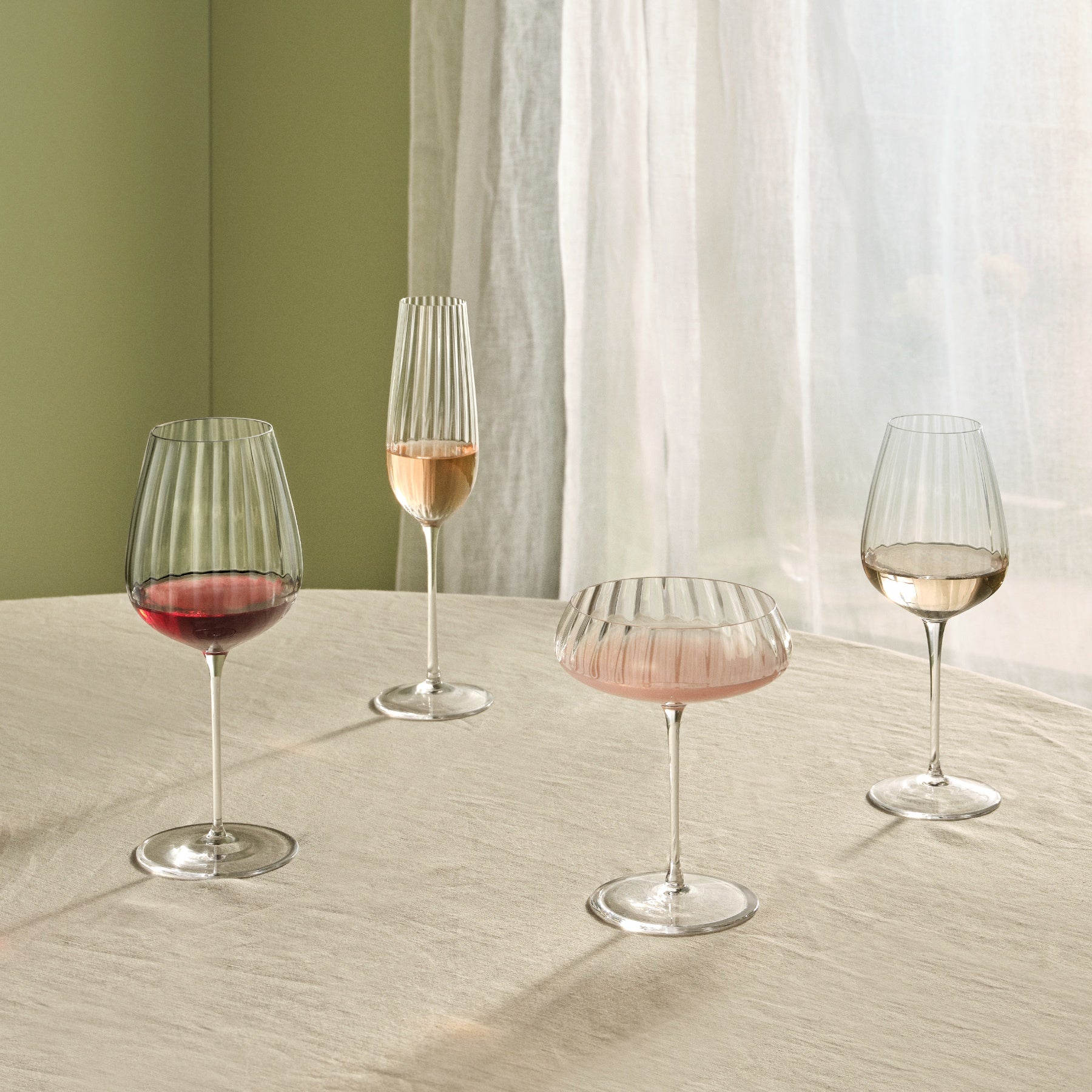 Round Up Red Wine Glasses | Clear Crystal | Set of 2