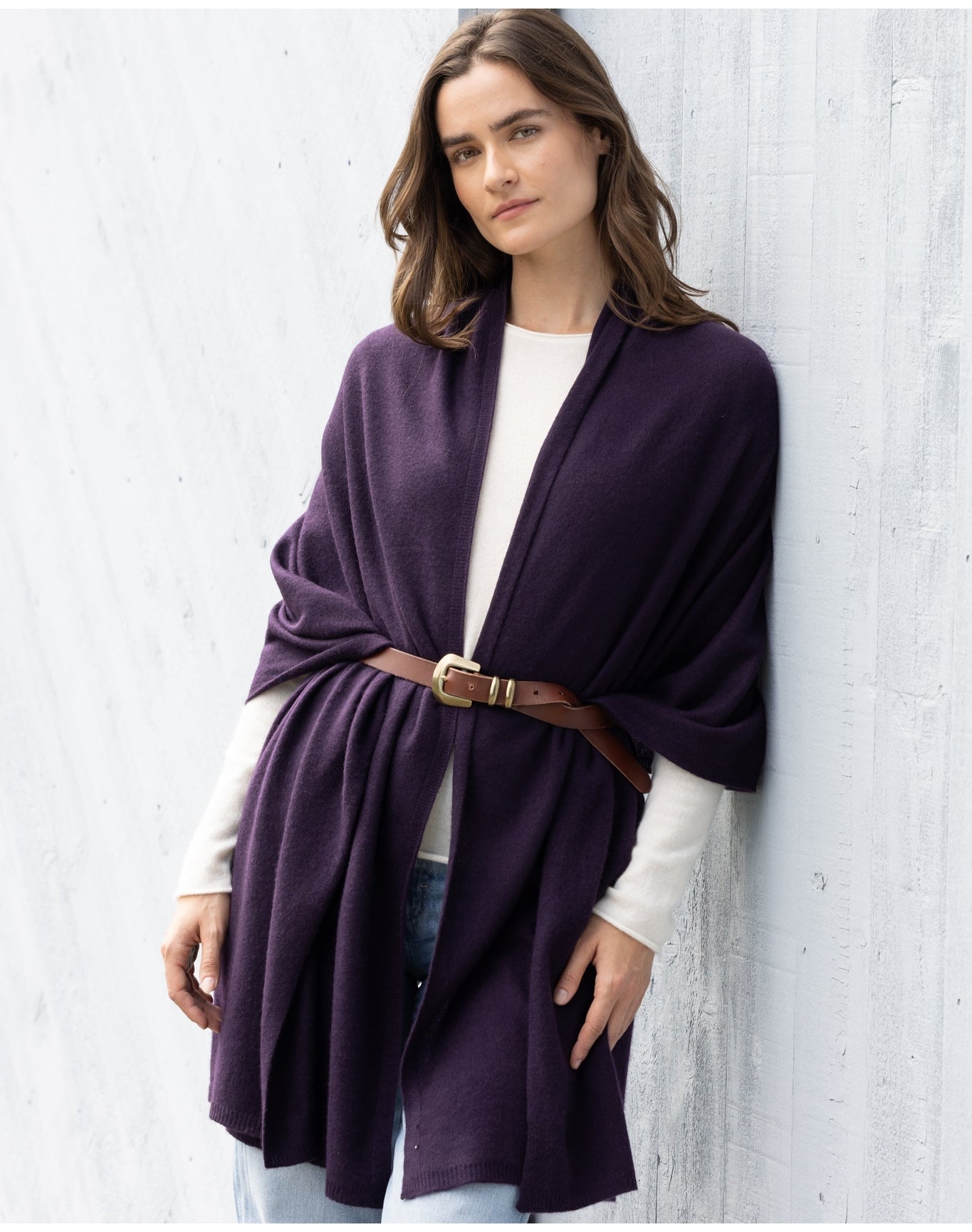 Nomad1942 | Unisex | Kennedy Cashmere Travel Wrap | Currant