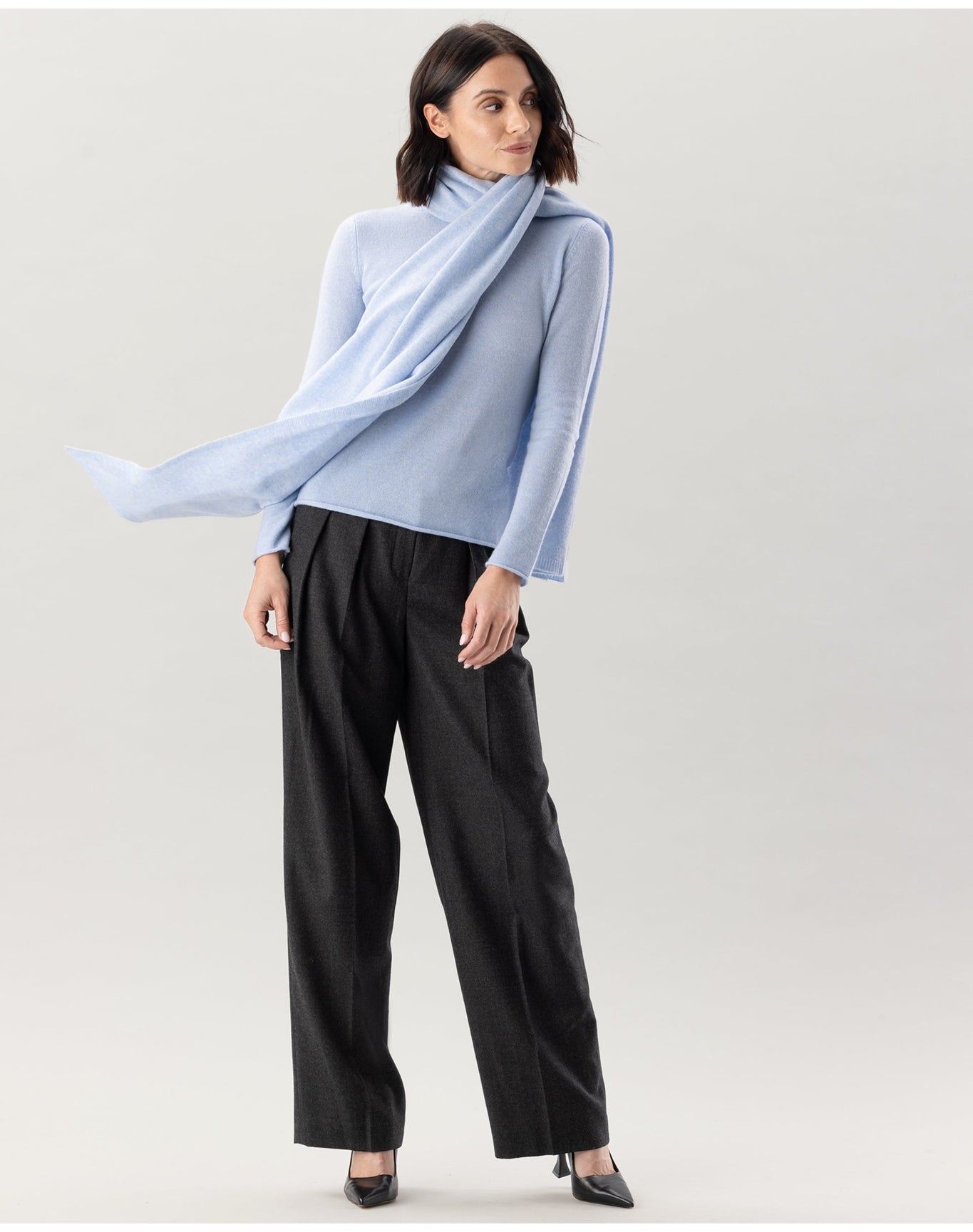 Nomad1942 | Unisex | Kennedy Cashmere Travel Wrap | Ice Blue