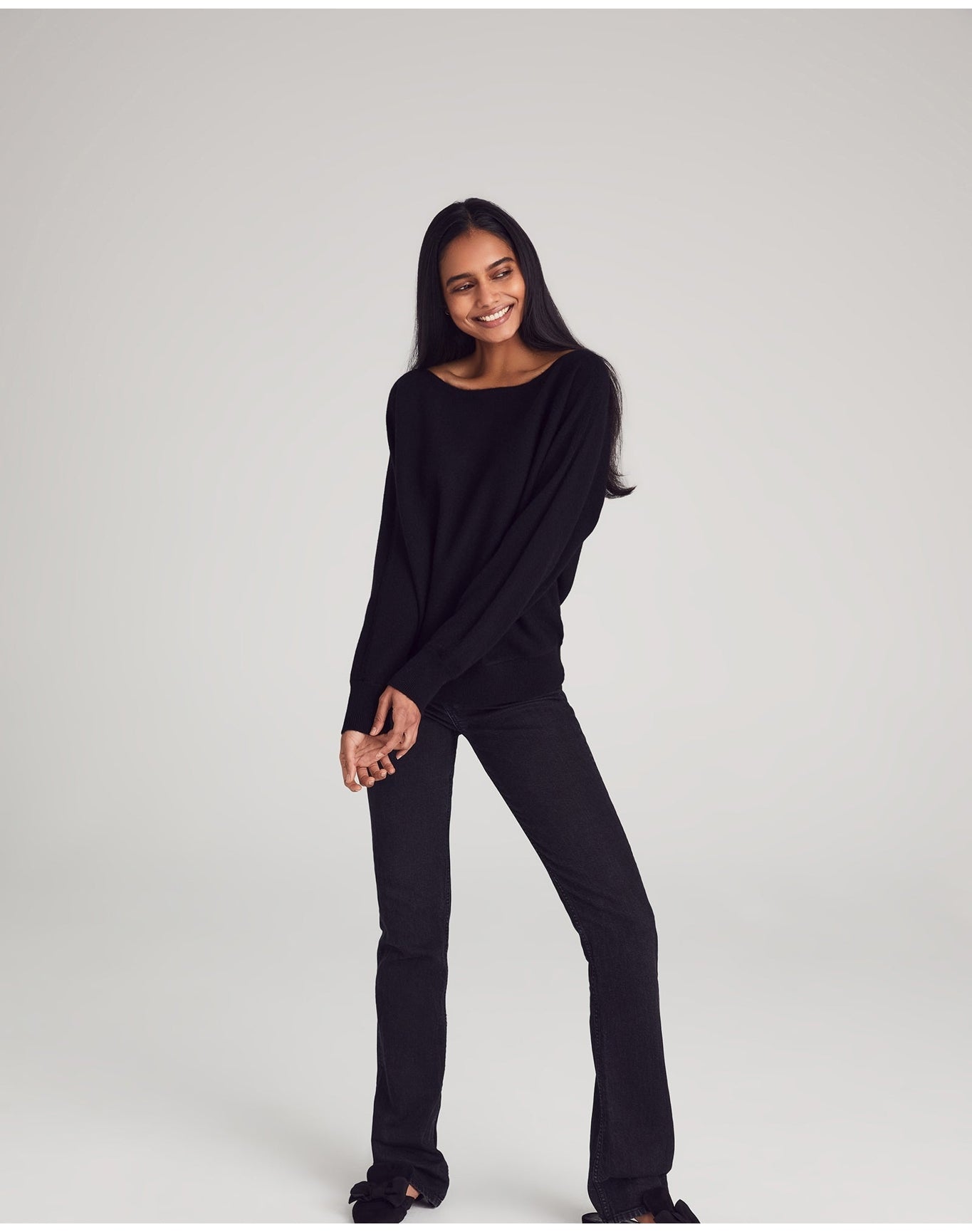 Nomad1942 | Women | Mulberry Sweater | Black