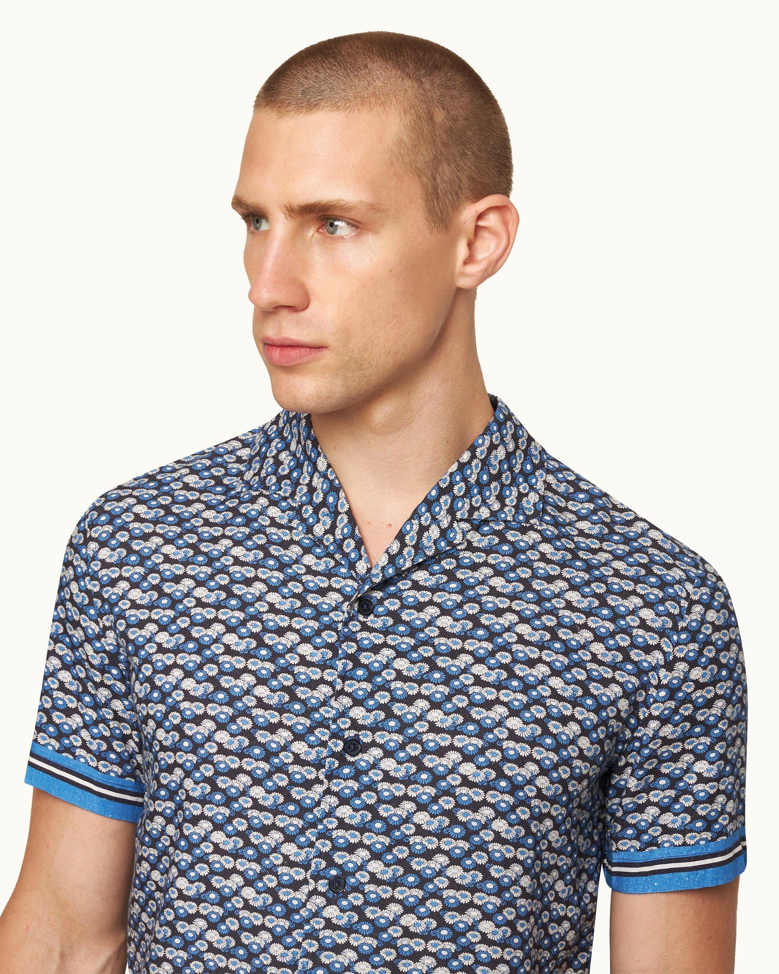 Night Iris/Powerded Sky Fantasy Floral Capri Collar Shirt | Night Iris/Powdered Sky