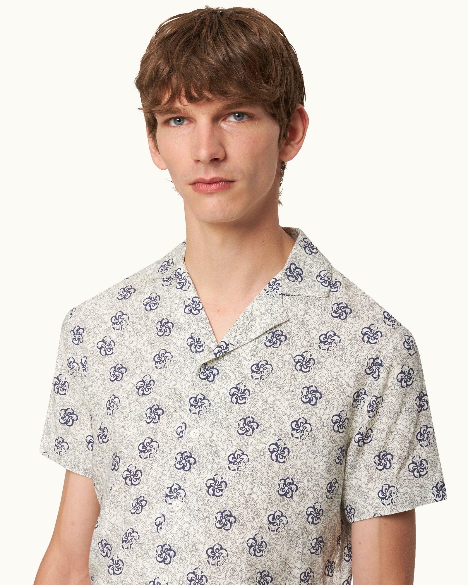 White Sand Floral Print Capri Collar Shirt | White Sand