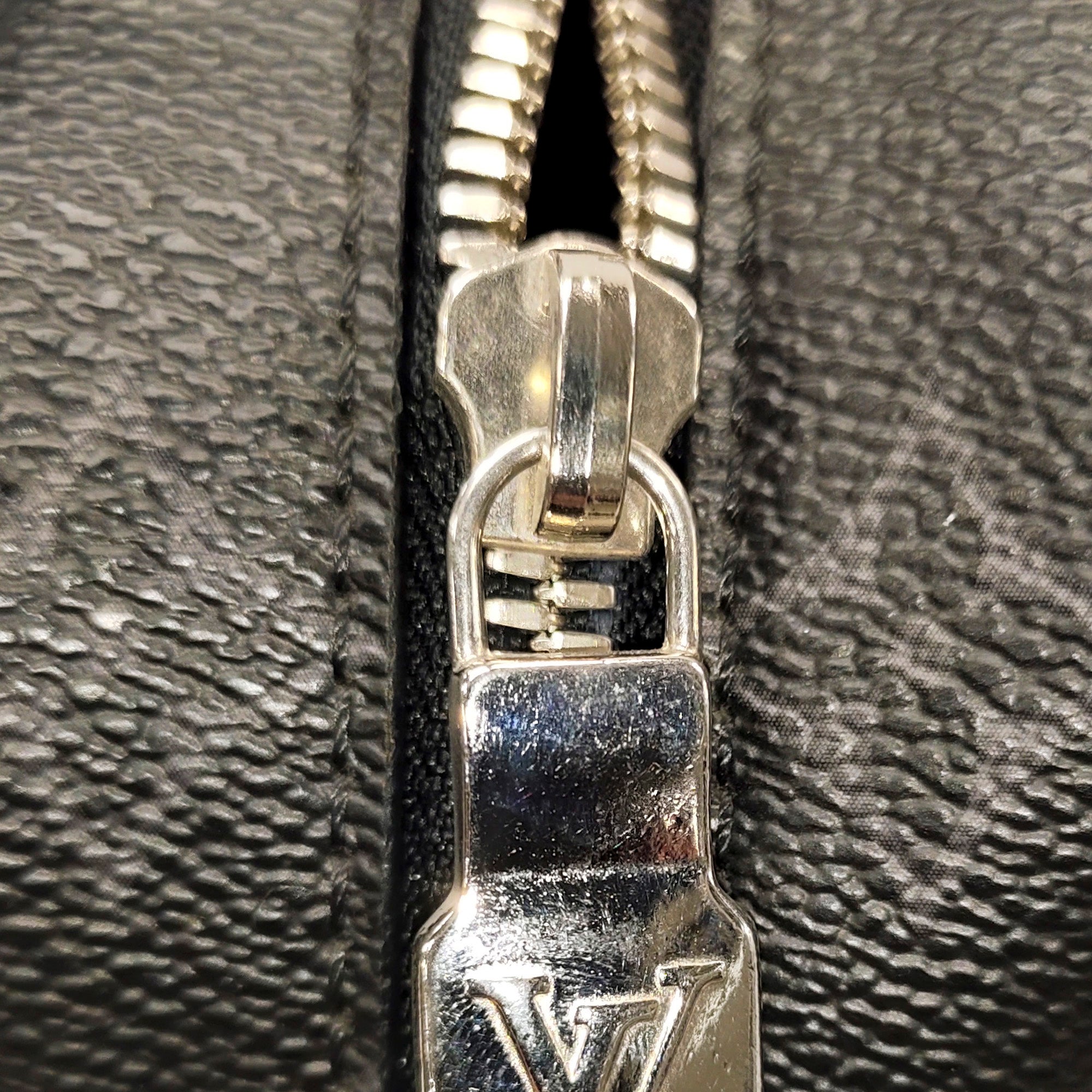 Louis Vuitton | Pre-Owned Epi Monogram Danube PM | Blue