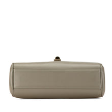 Celine | Pre-Owned Teen Smooth Calfskin Soft 16 Crossbody | Green/Light Green