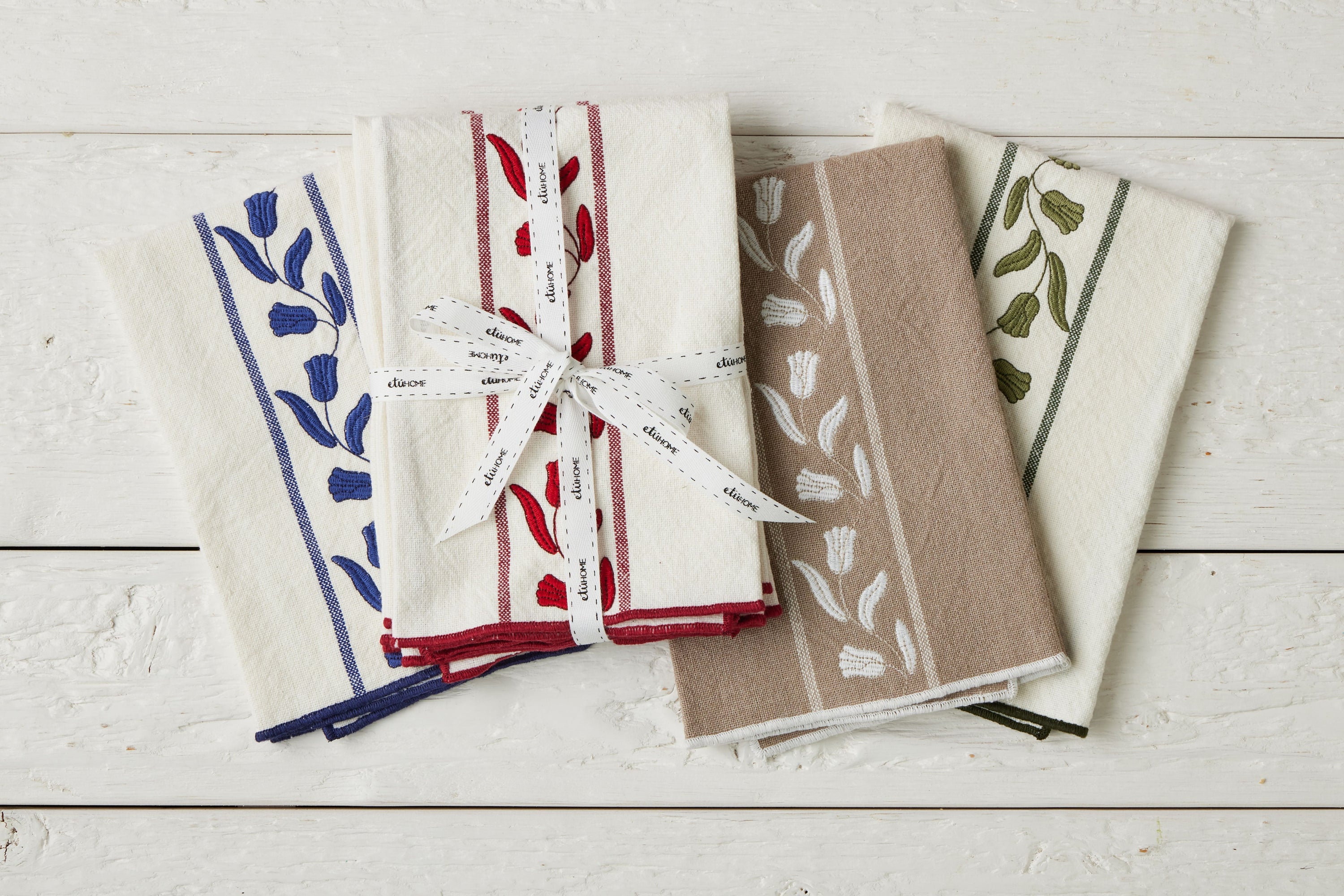 QMN113UG9 etuhome Dinner Napkins Spruce Green Tulip Set of 4