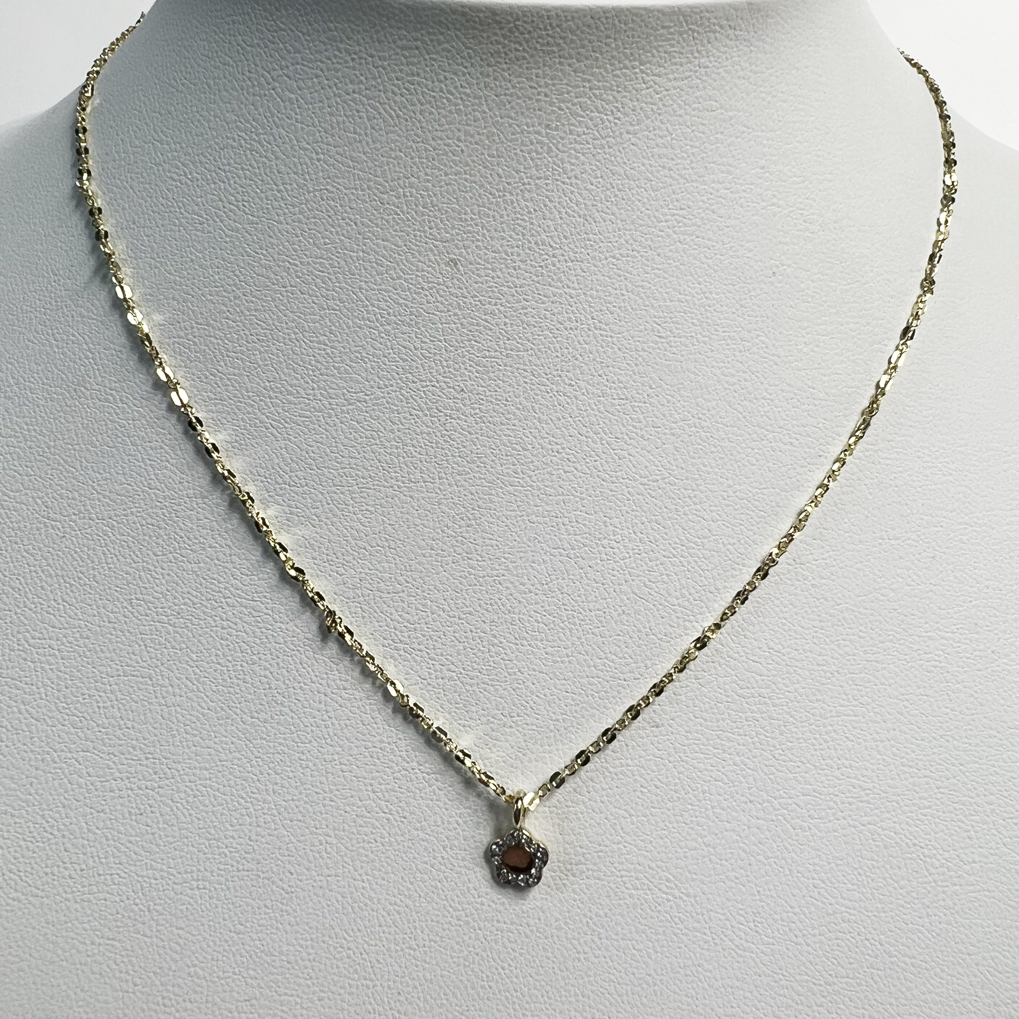 Pave Groovy Flower Choker | 10K Yellow Gold | White Diamond