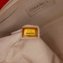 Chanel | Pre-Owned Medium Perforated Lambskin Punch Flap | Red