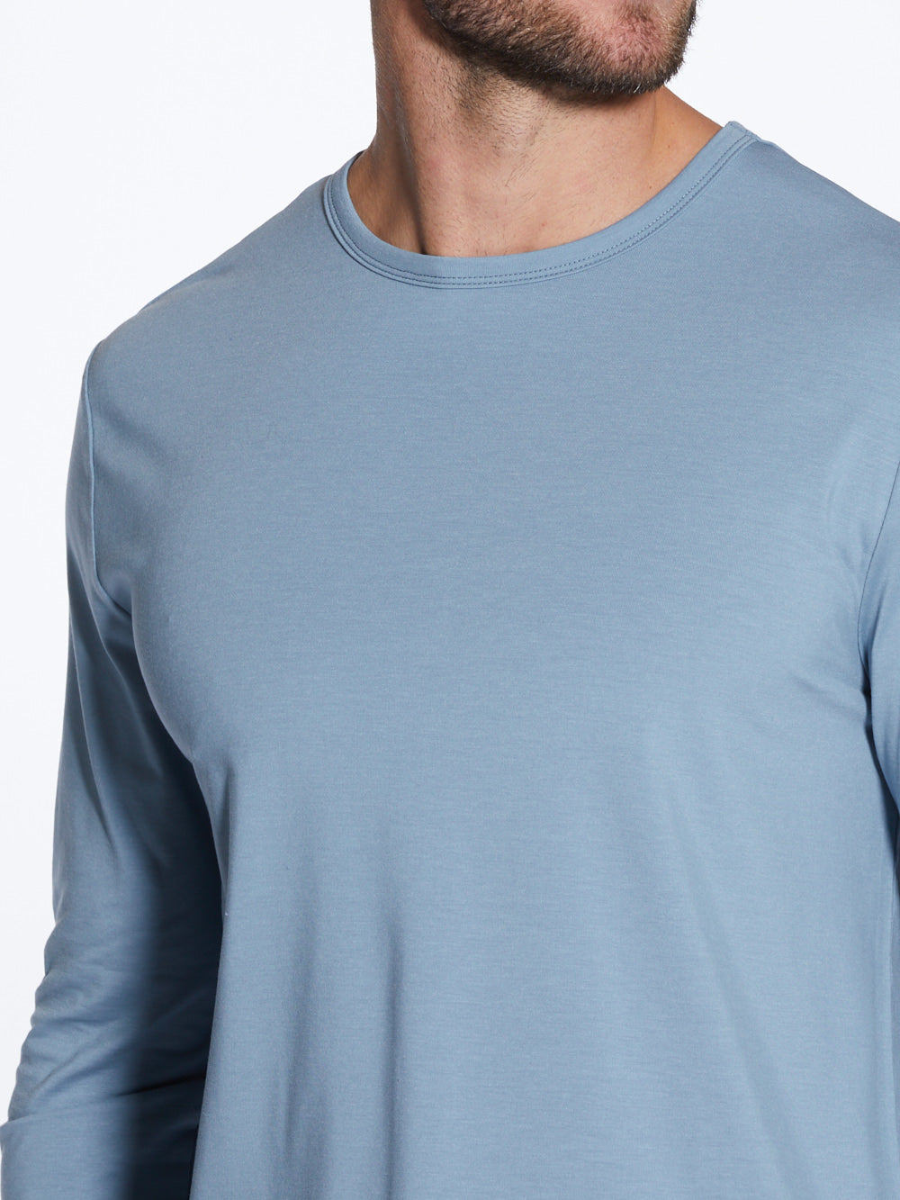 AO Universal Long Sleeve Curve-Hem Tee | River Classic-fit PYCA Pro