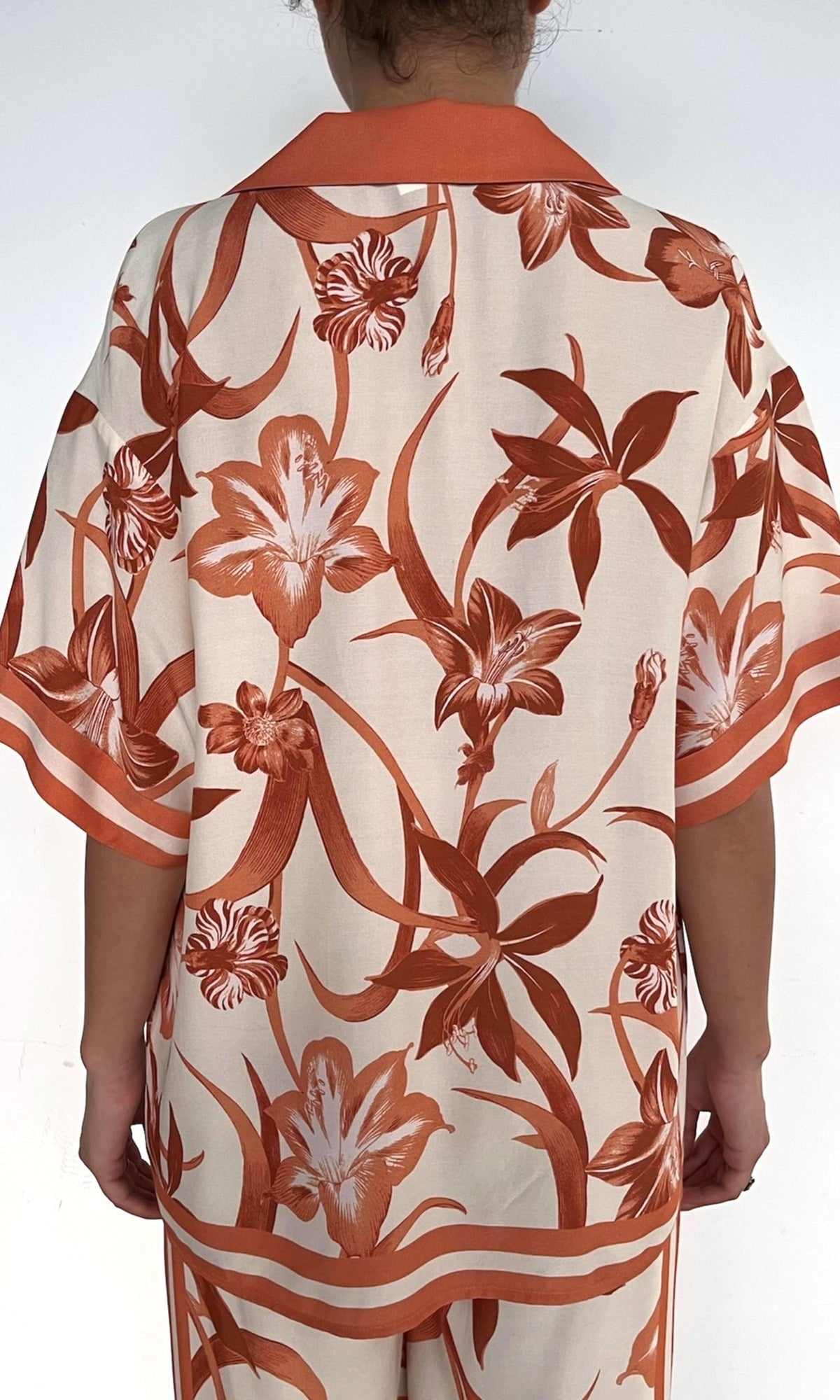 Womens | Ciro Viscose Crepe Heavy (Skw 3202) Short Sleeve Shirt | Beige Brown