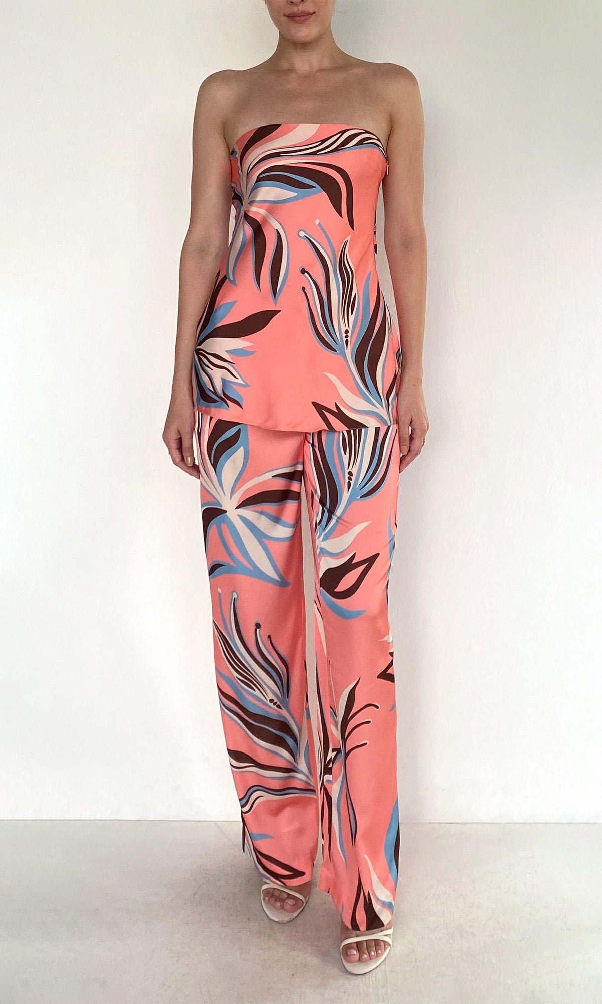 Rococo Sand | Fern Polyester Satin Lycra Strapless Top | Pink
