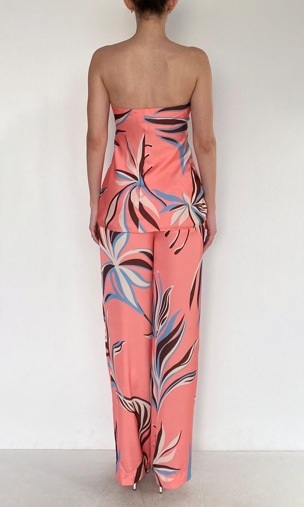 Rococo Sand | Fern Polyester Satin Lycra Strapless Top | Pink