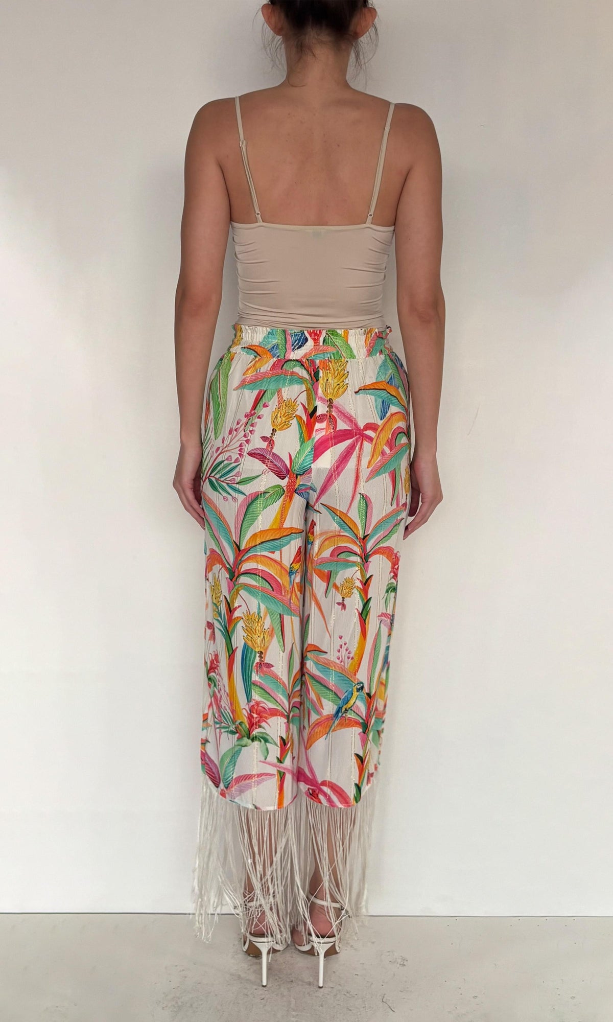 Rococo Sand | Inv Moss Crepe Pants | White