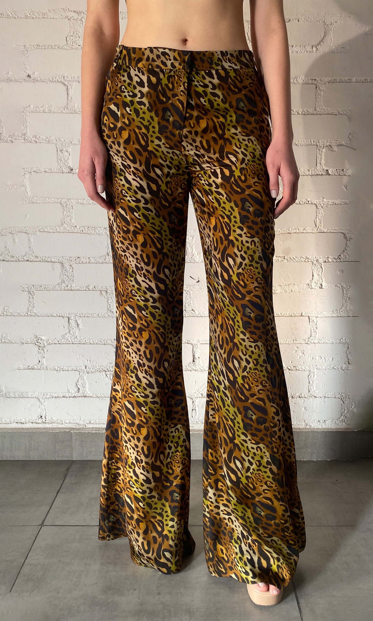 Rococo Sand | Kye Viscose Satin Pants | Black Brown Multi