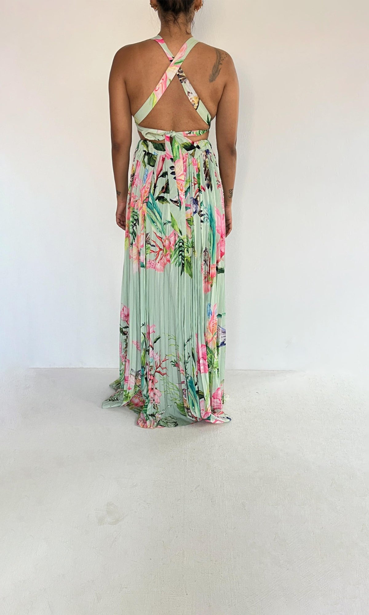 Rococo Sand | Loiss Polyester Crepe Long Dress | Cosmic