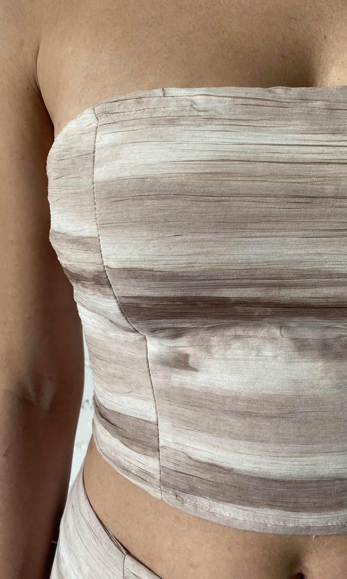 Rococo Sand | Ryan Viscose Crinkle Chiffon Ruched Top | Light Brown