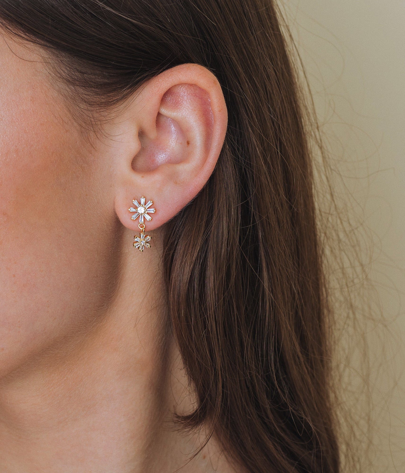 Rae Earrings | Crystal