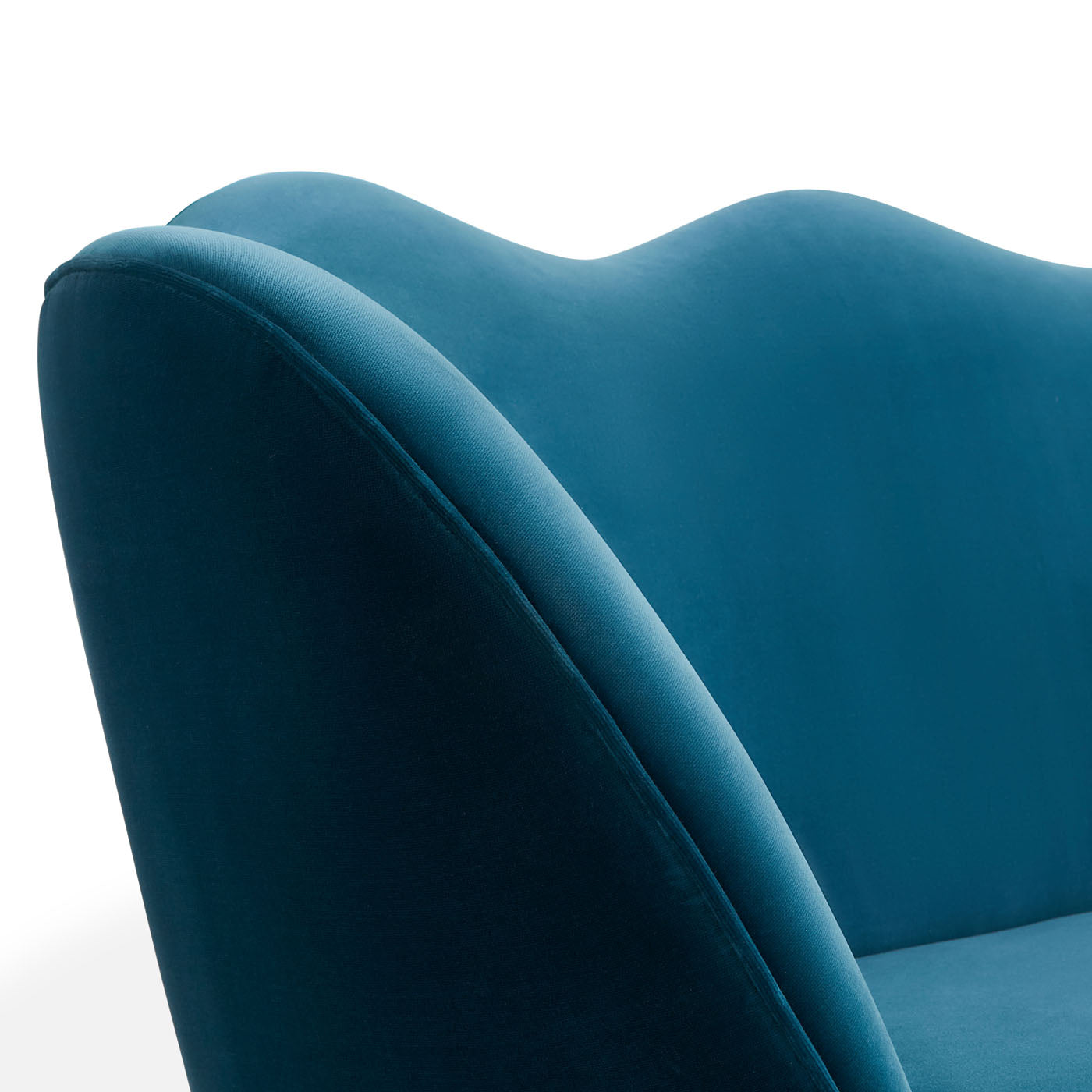 Ripple Apartment Sofa in varese petrol - details view