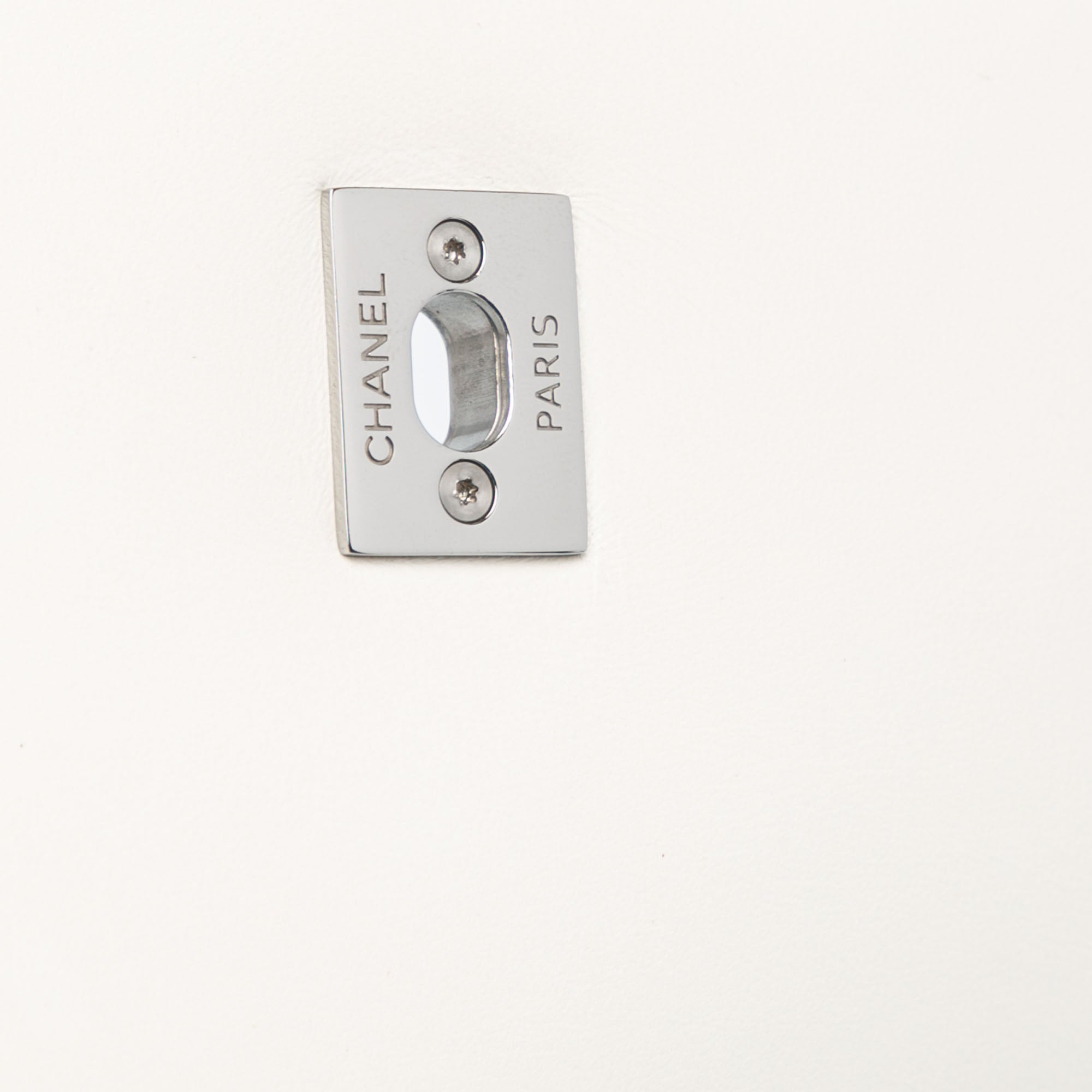 Chanel | Pre-Owned Mini Quilted Lambskin Chain Rows Flap | White