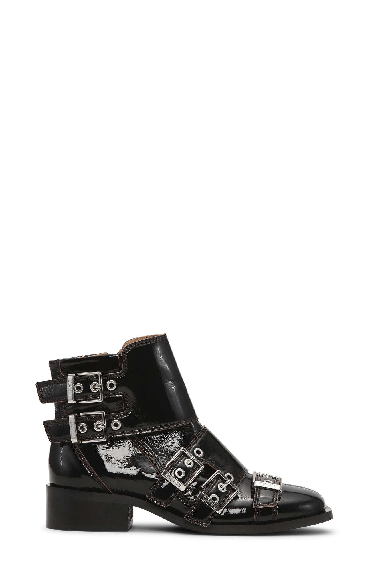 Feminine Buckle Boot Naplack | Black