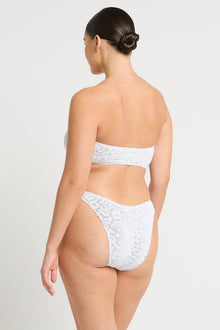Blake Bandeau | Optic White Leopard