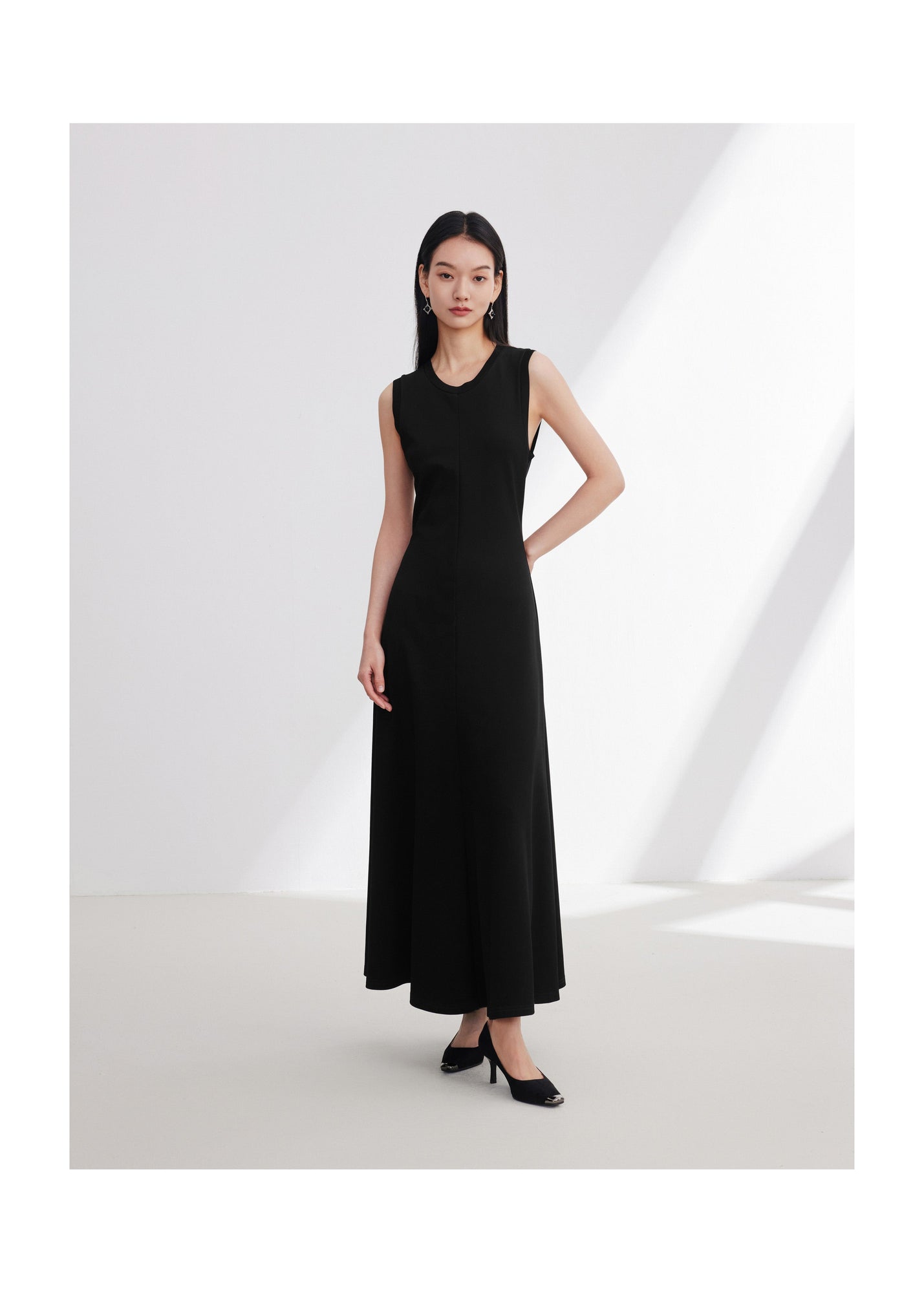 Sleeveless Maxi Dress | Black
