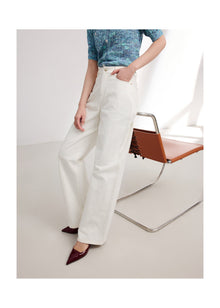 Straight-Leg Slim Jeans | White