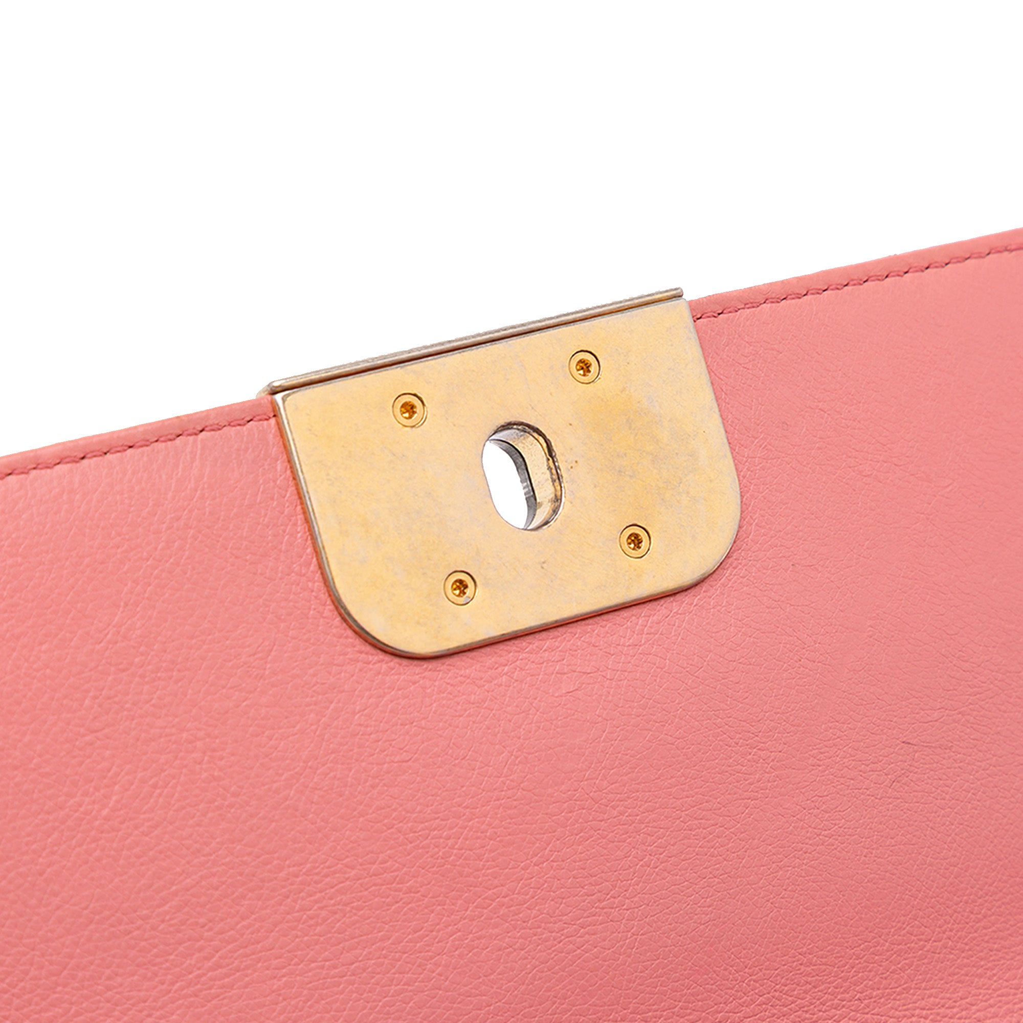 Chanel | Pre-Owned Quilted Calfskin Straight Lined Flap - I | Pink