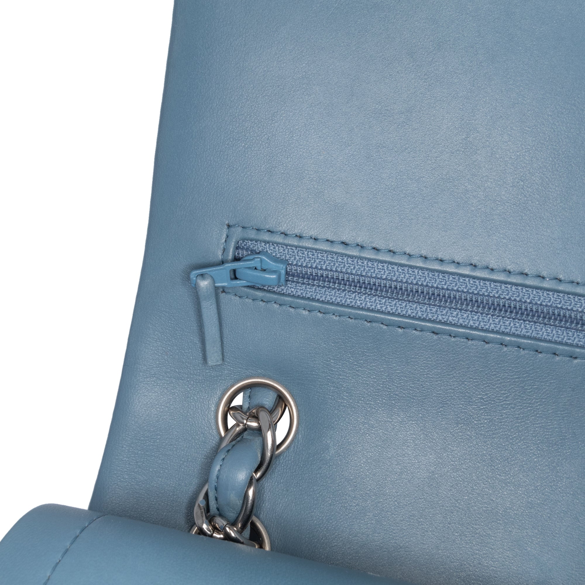 Chanel | Pre-Owned Jumbo Classic Lambskin Double Flap - II | Blue/Dark Blue