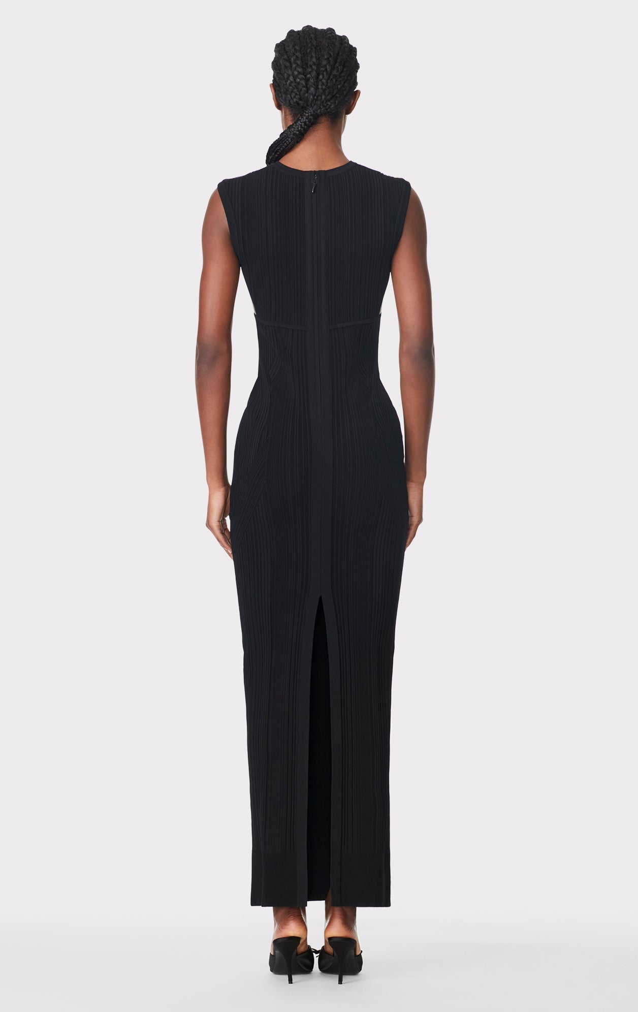 Variegated Rib Cap Gown | Black