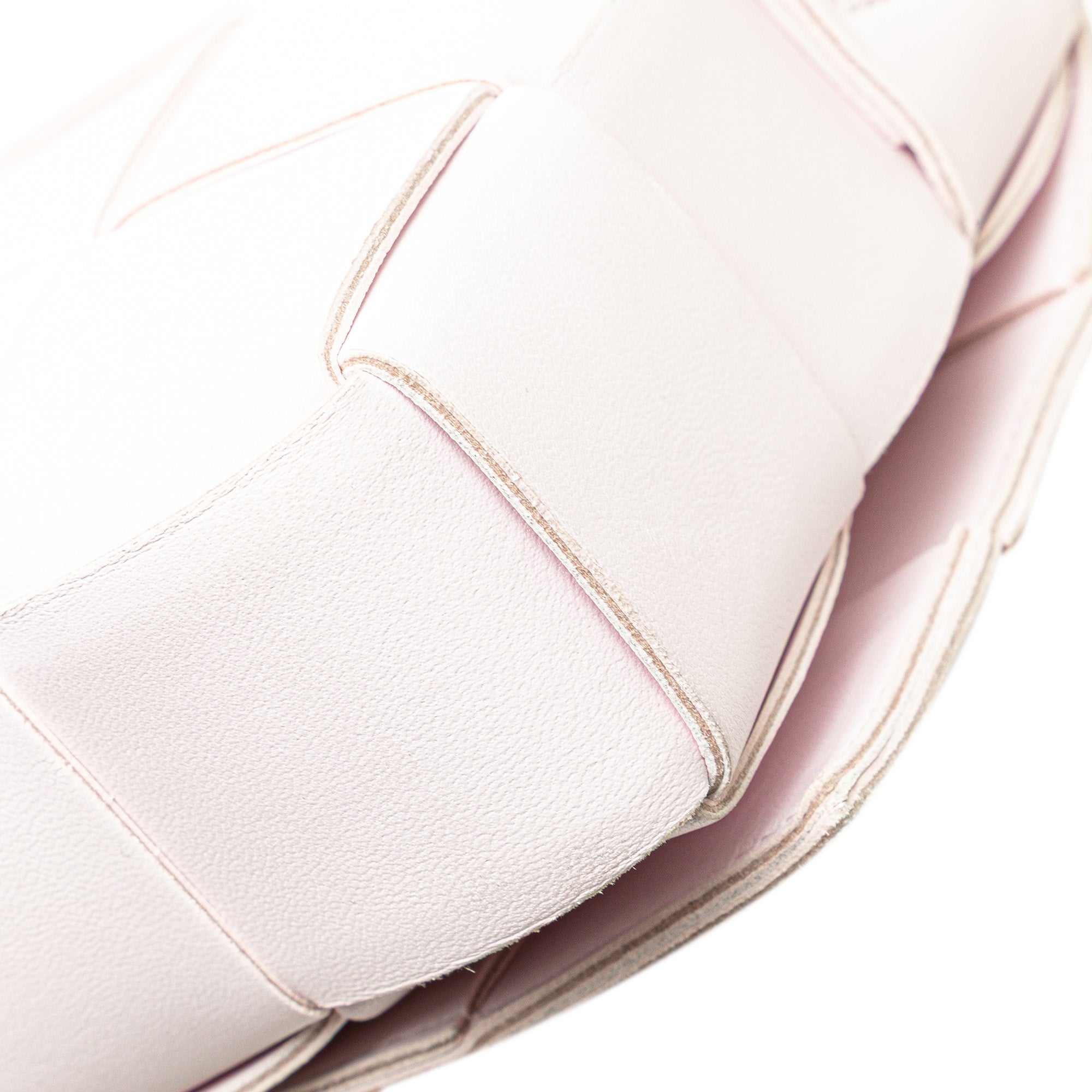 Bottega Veneta | Pre-Owned Nappa Intrecciato Cassette Crossbody | Pink/Light Pink