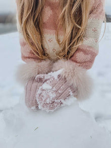Unisex | Cashmere Latte Fur Trim Mittens | Pink
