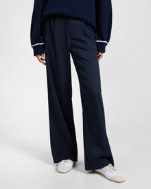 Womens | Lyocell Pleated Trouser | Noir Navy