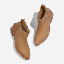 Womens | Eva Everyday Chelsea Boot | Almond
