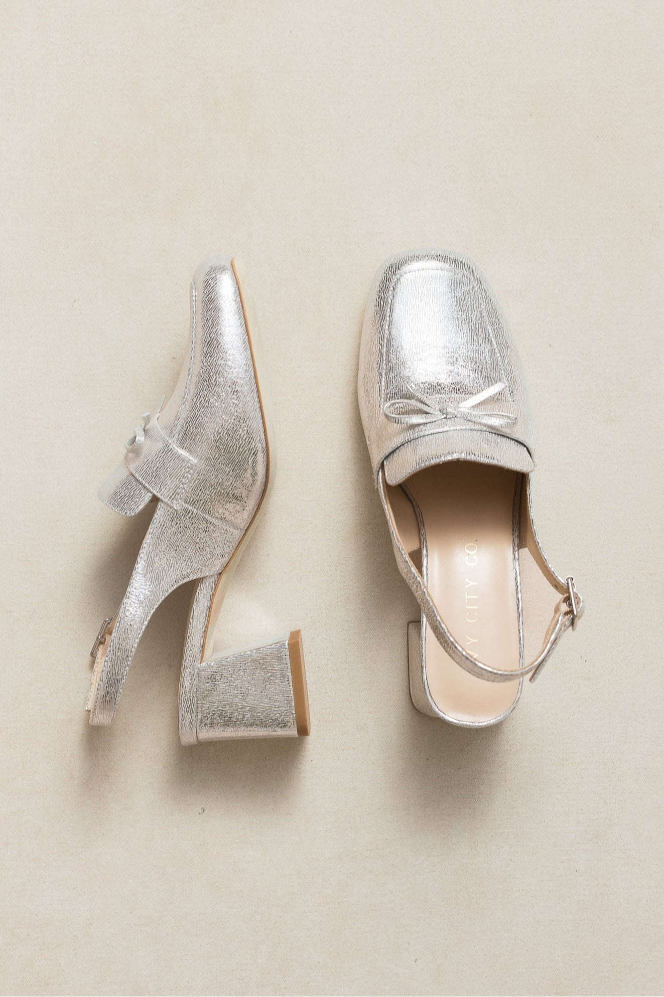 Women | Ivy Bow Loafer | Silver