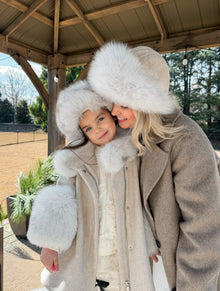 Women | Karenina Adults Fur Hat | Gray