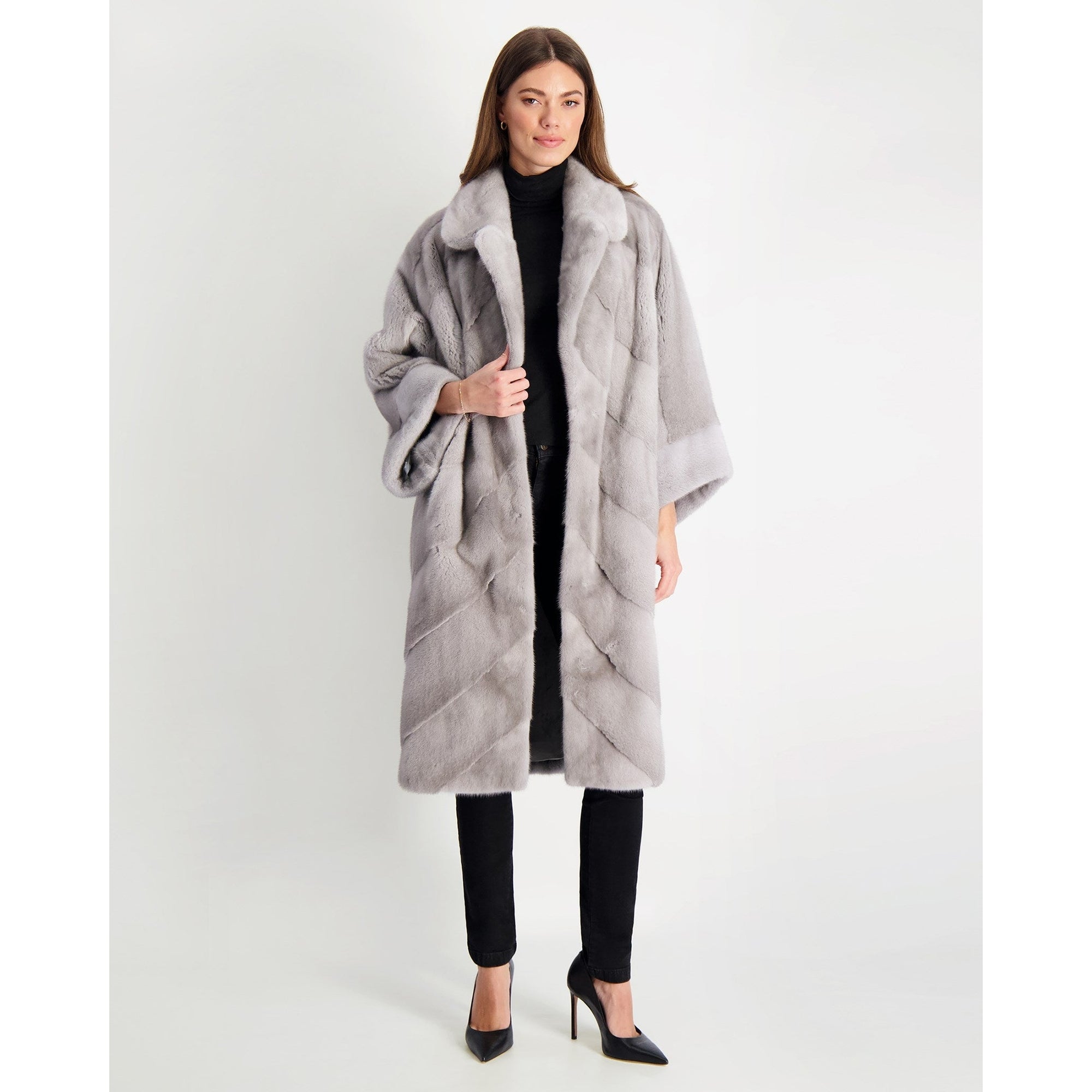 Women | Mink Short Coat | Sapphire