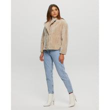 Women | Textured Shearling Lamb Jacket | Beige