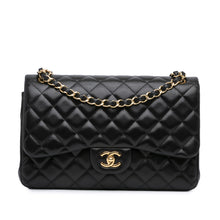 Chanel | Pre-Owned Jumbo Classic Lambskin Double Flap | Black